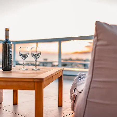 Suites With Magical View & Jacuzzi Αθήνα Εξωτερικό φωτογραφία