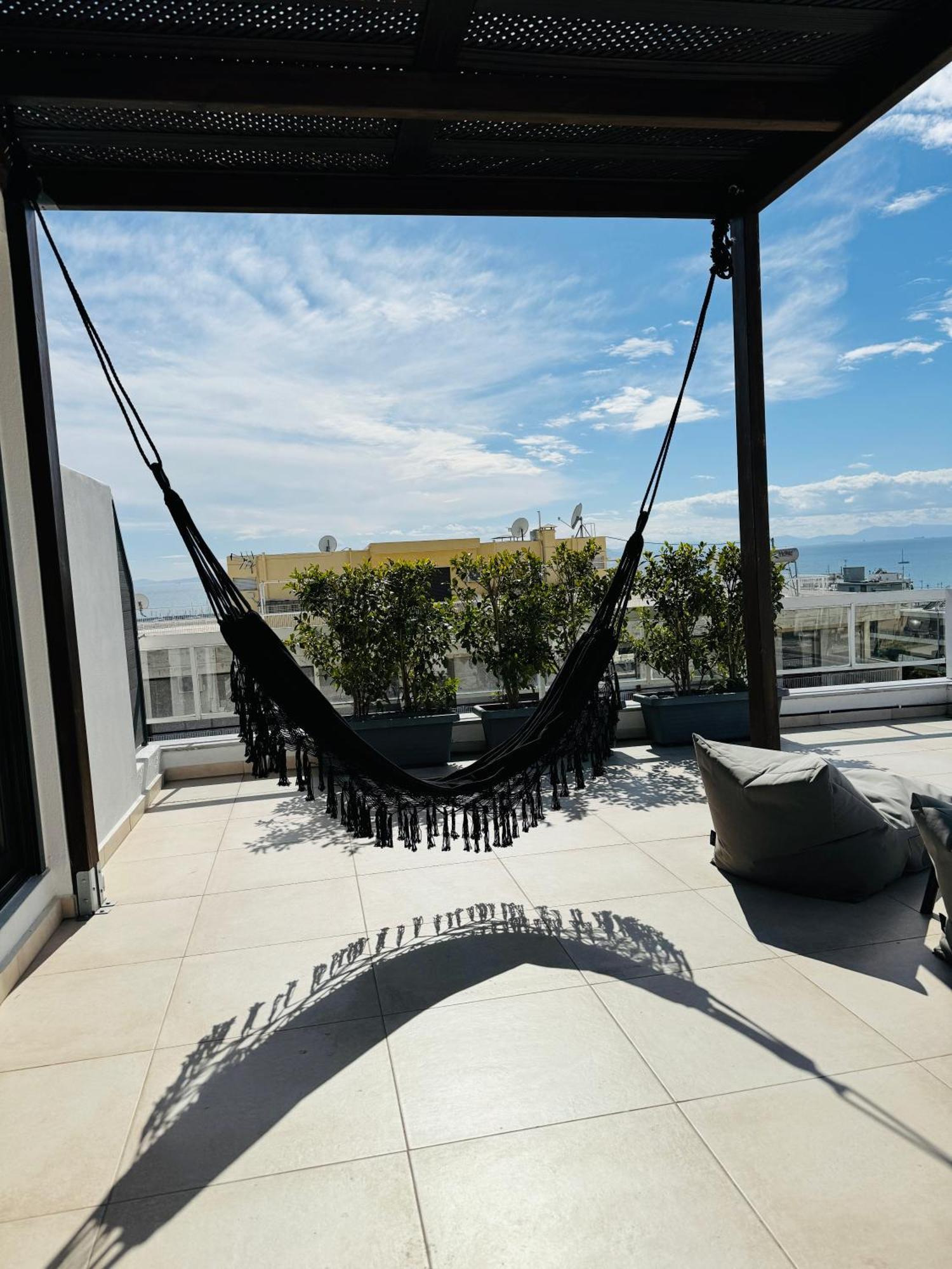 Apartment With Magical View & Jacuzzi Athens