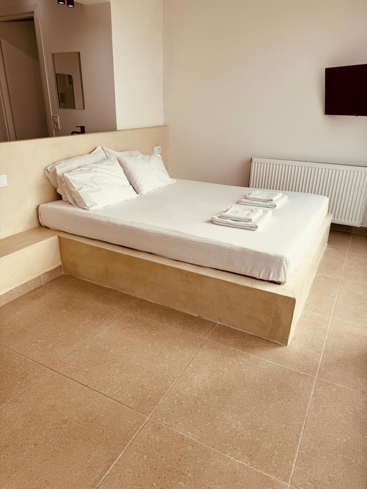 With Magical View & Jacuzzi Apartament
